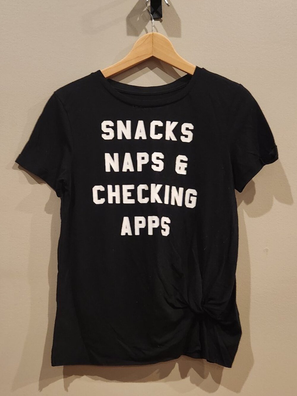 Fifth Sun Women's XL Black Snacks Naps Checking Apps Graphic T Shirt